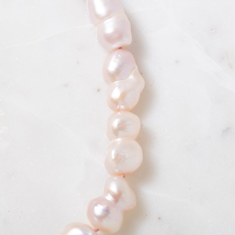 Precious Freshwater Pearl Necklace with Diamond Clasp