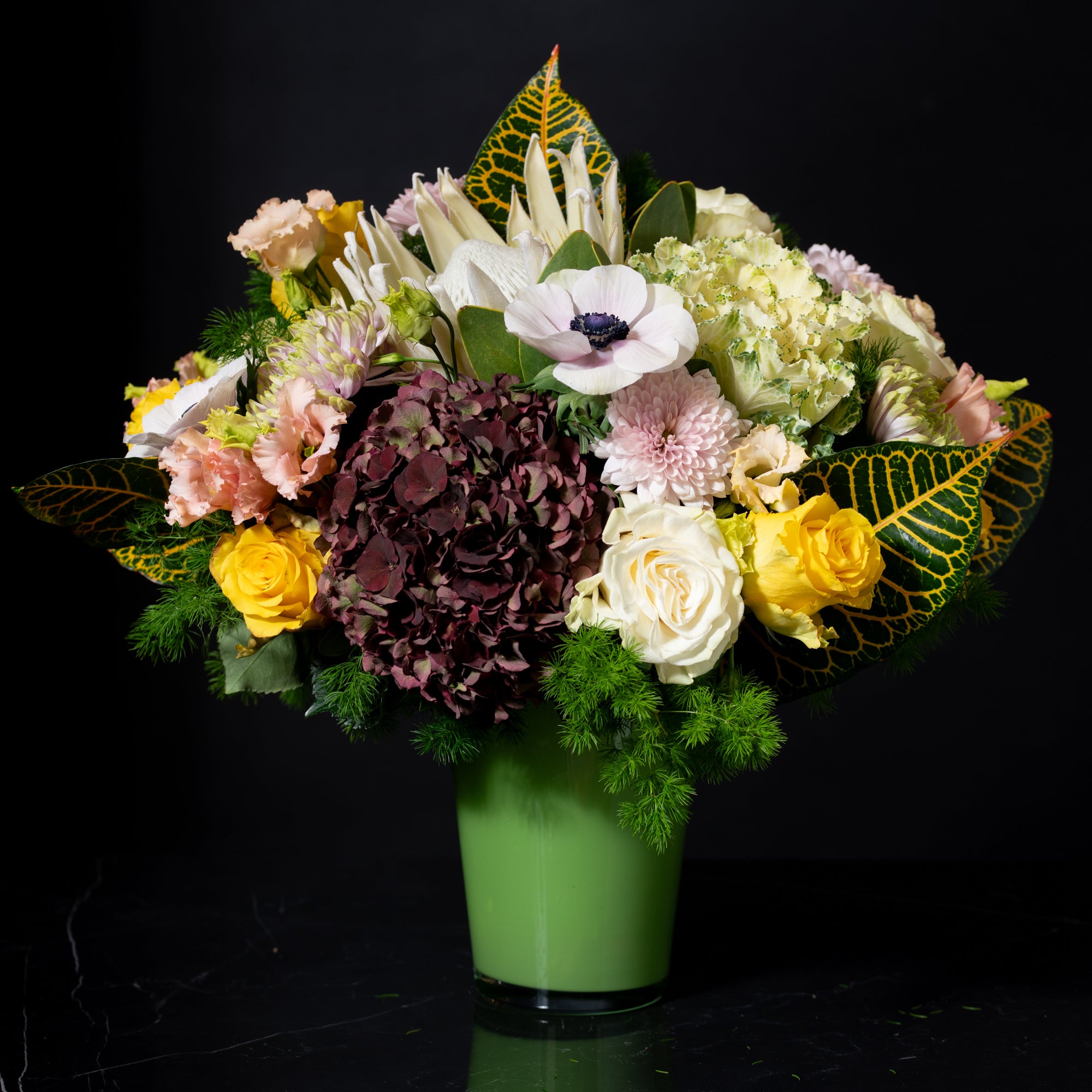 Send Fresh Bouquets for Special Events in Denver