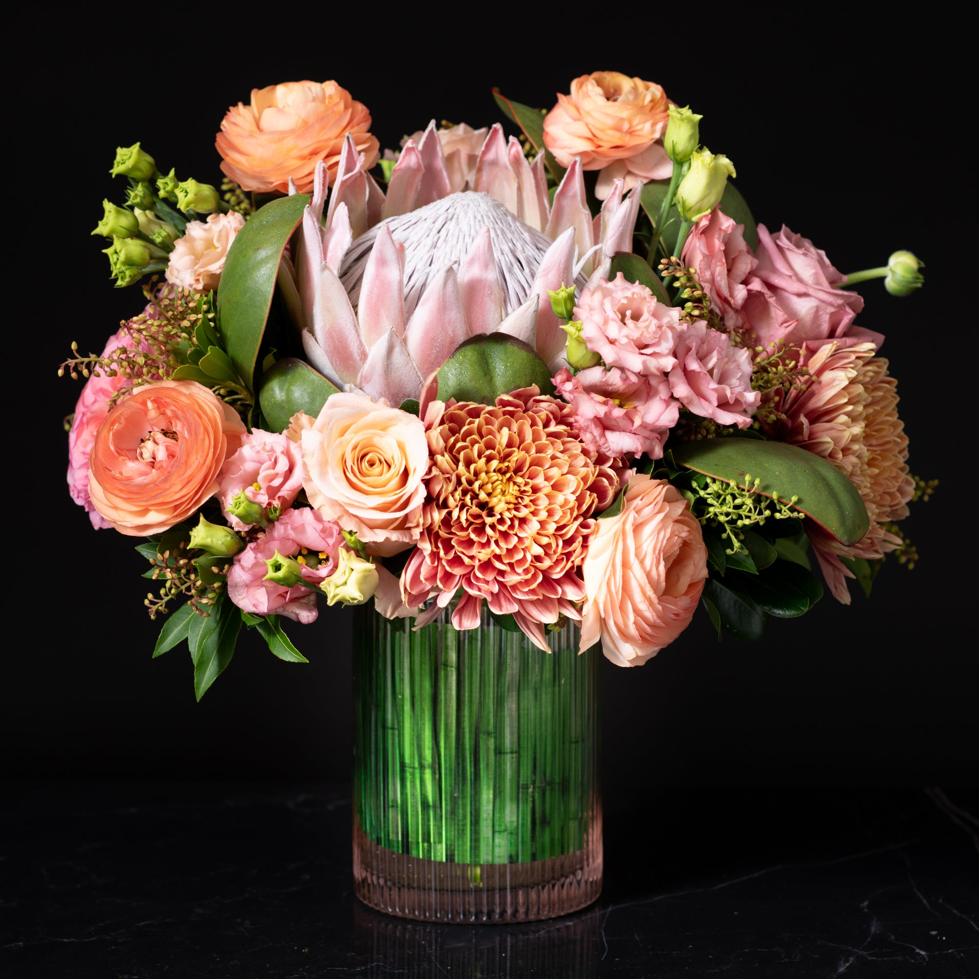 Find Community Flower Shops in Denver to Brighten Your Day 80206
