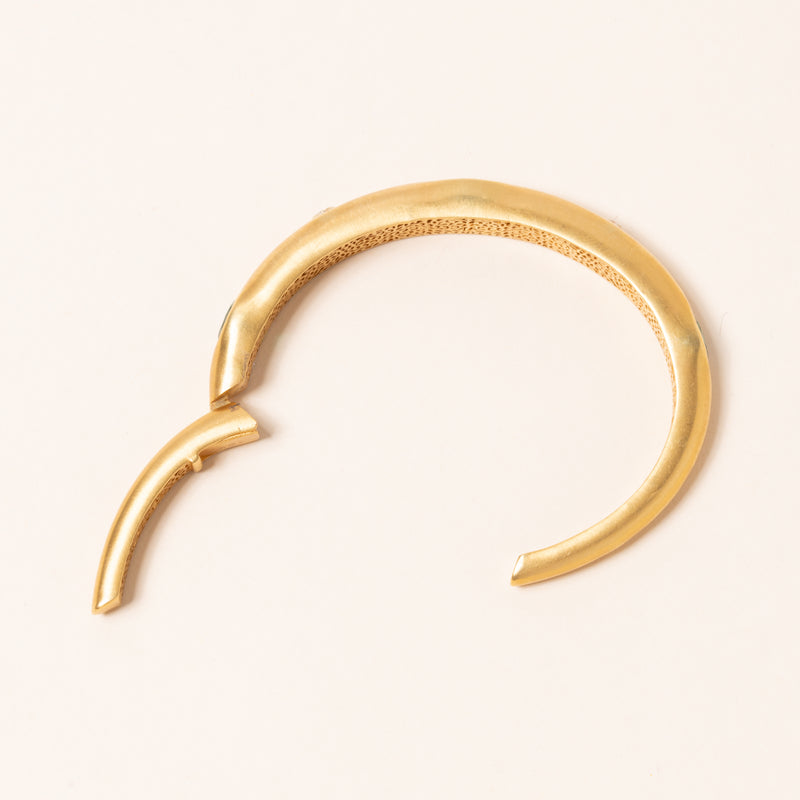 Emeralds and Polki Diamonds in Gold Bangle