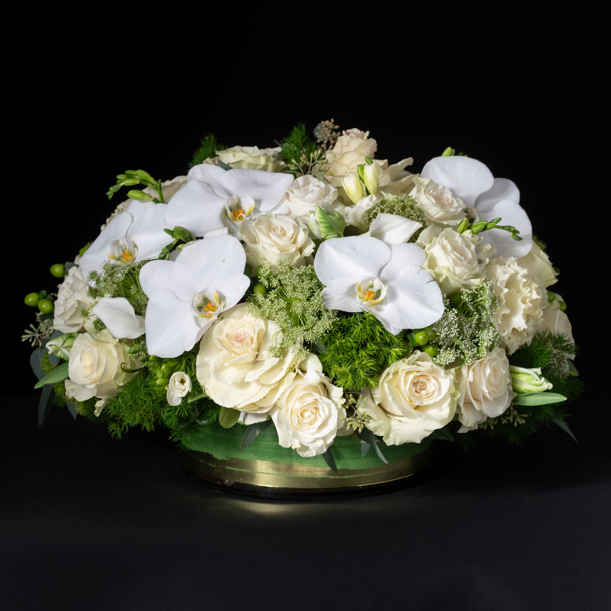 BLOOM PURE ROUND CENTERPIECE