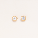 Diamond Studs in 18K Gold. 6mm lab diamonds