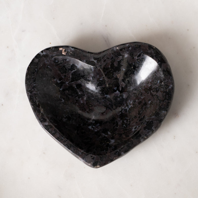Petite Gabbro Heart Bowl