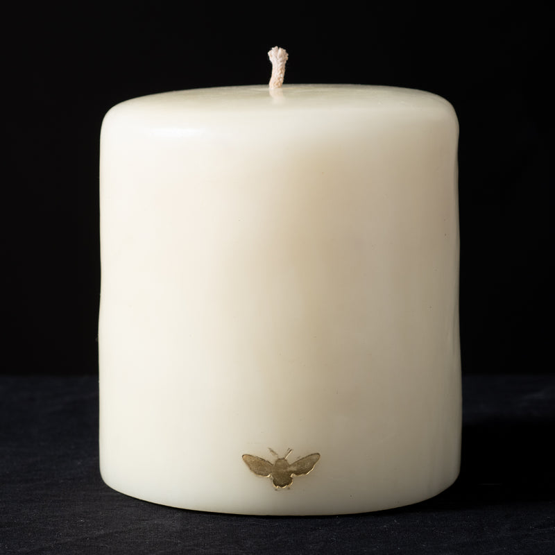 Bloom Bee Cylinder Candle 8"x8"