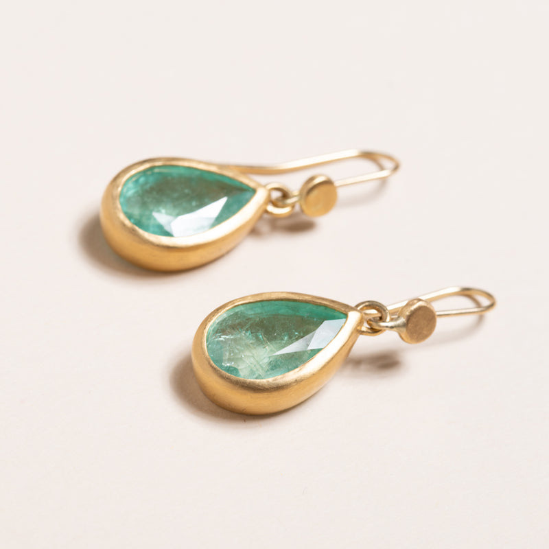 Pear Shaped 22K Gold Colombian Emerald Earrings