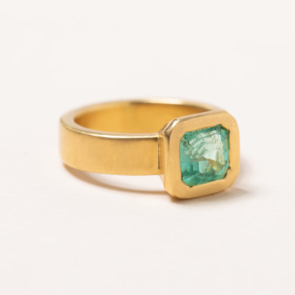 2.47 Carat Colombian Emerald Ring