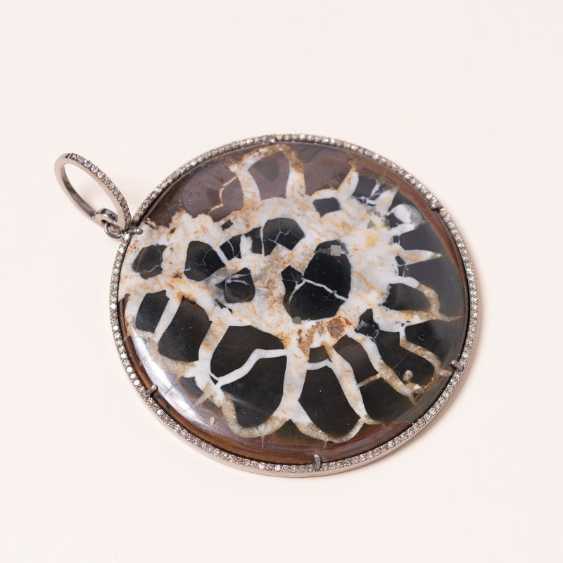 Serpentine and Diamond Round Pendant