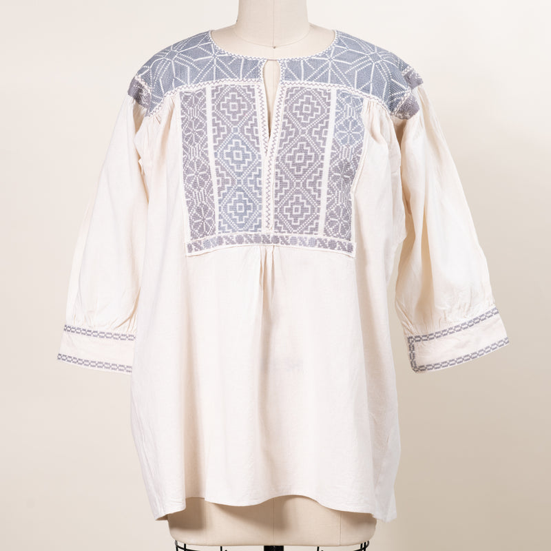 hand embroidered manta cotton top