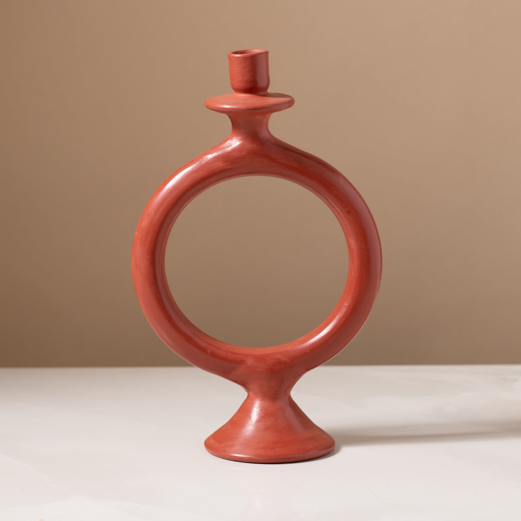 O Candleholder