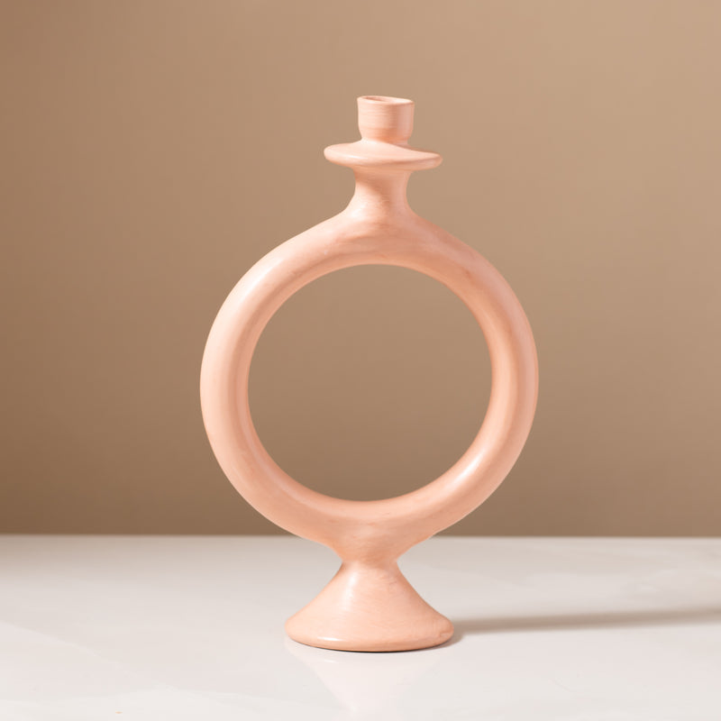 O Candleholder