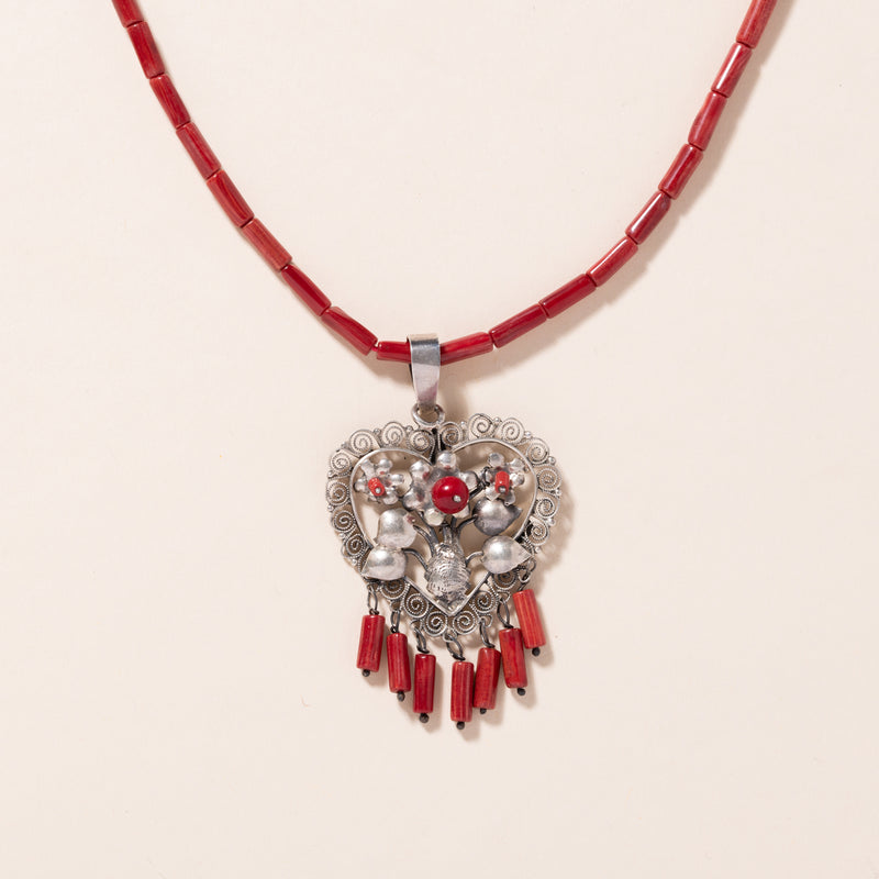 Corazon coral palito Oaxacan necklace