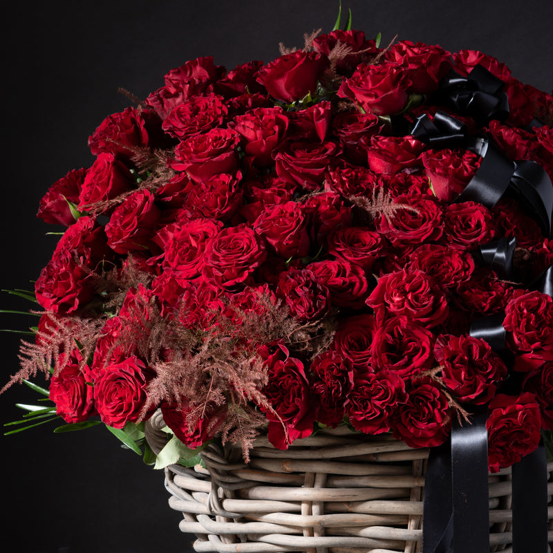 Red Rose Basket