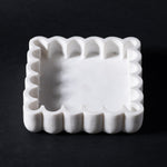 white marble waved plate 