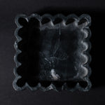 black marble waved plate 