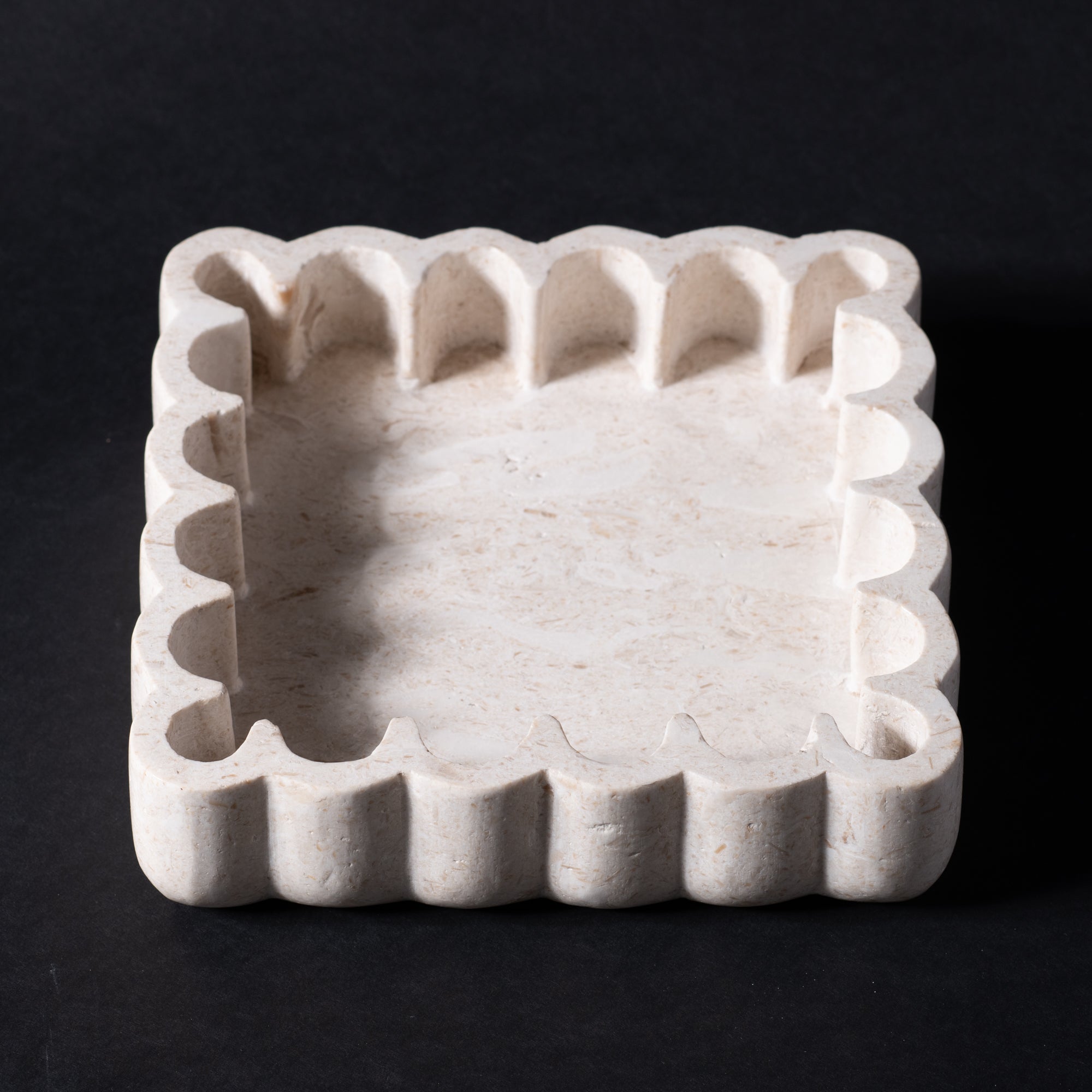 italian marble waved plate 