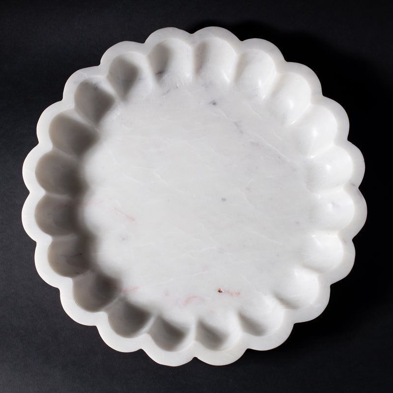 16 x 16 waved white marble plate 